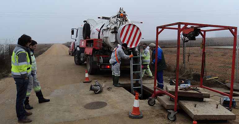 acciona-limpieza-mantenimiento-depositos-agua-toro-zamora