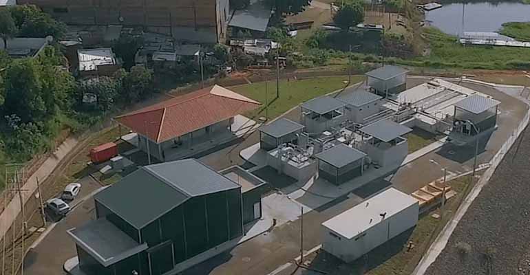 Vista de la planta de tratamiento de aguas residuales en Asunción, Paraguay, de Acciona