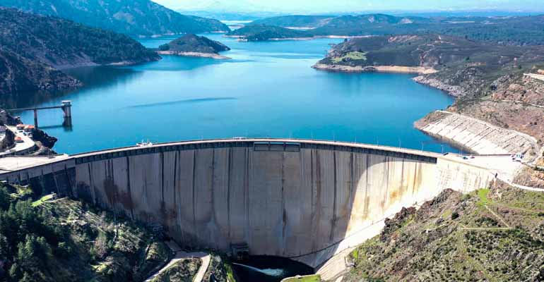 Los embalses de Canal de Isabel II cierran al 72% de su capacidad un 2025 histórico a nivel hidrológico