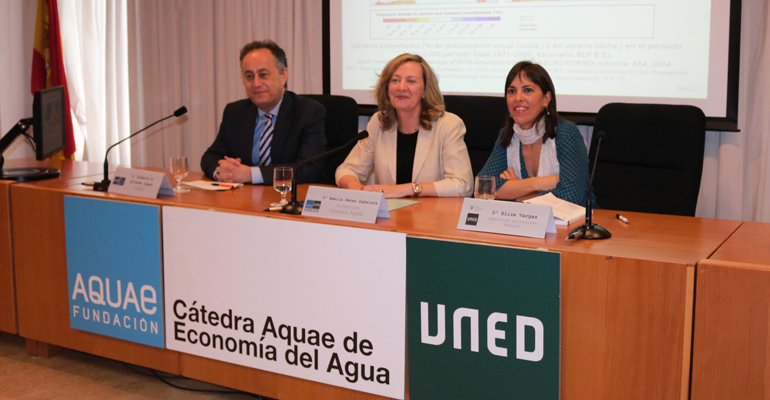 catedra-aquae-premios-investigacion-economia-agua