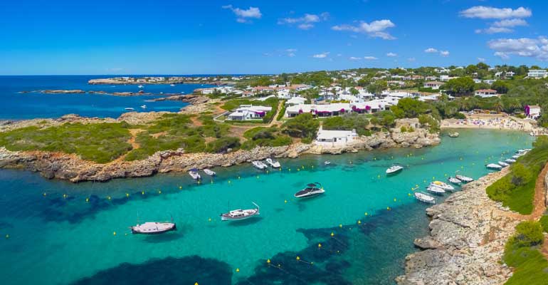 facsa-adquiere-aigues-sant-lluis-menorca