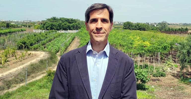 Javier Paredes, nuevo director de la Cátedra Aguas de Valencia
