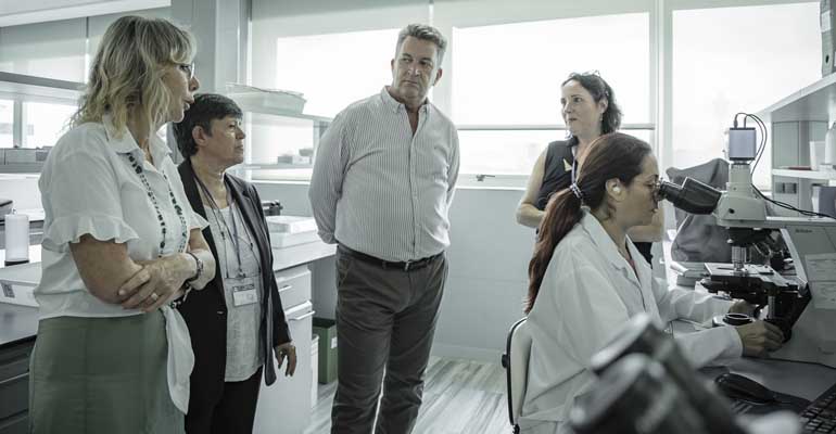 La Generalitat Valenciana reconoce la labor de Laboratorios Tecnológicos de Levante en el control de calidad de las playas