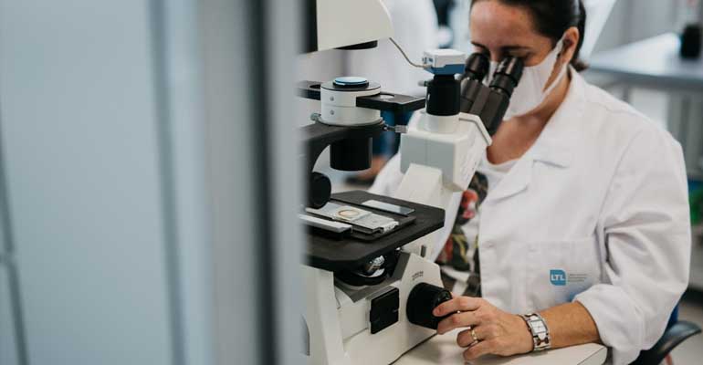 Laboratorios Tecnológicos de Levante vigila el riesgo por cianobacterias en embalses de la demarcación del Segura