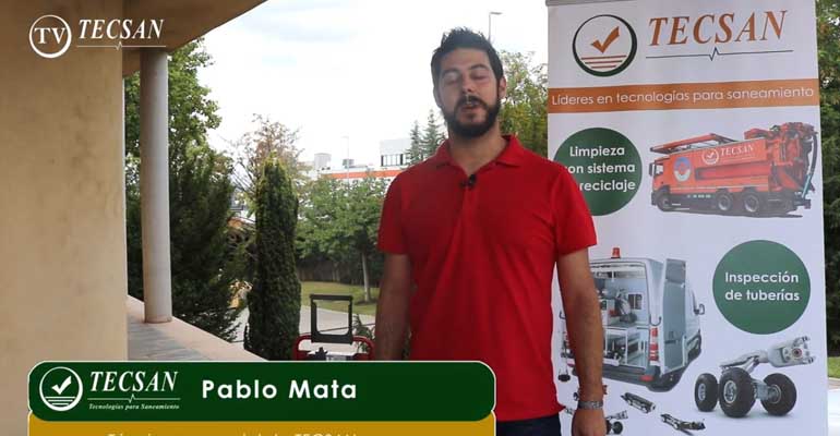 Pablo Mata, técnico comercial de Tecsan, resuelve todas las dudas de la solución Picote de rehabilitación de tuberías domésticas